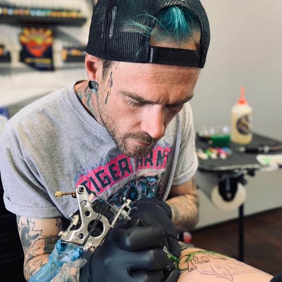 Meet your Posher, Matthew - Picture 1 of 1